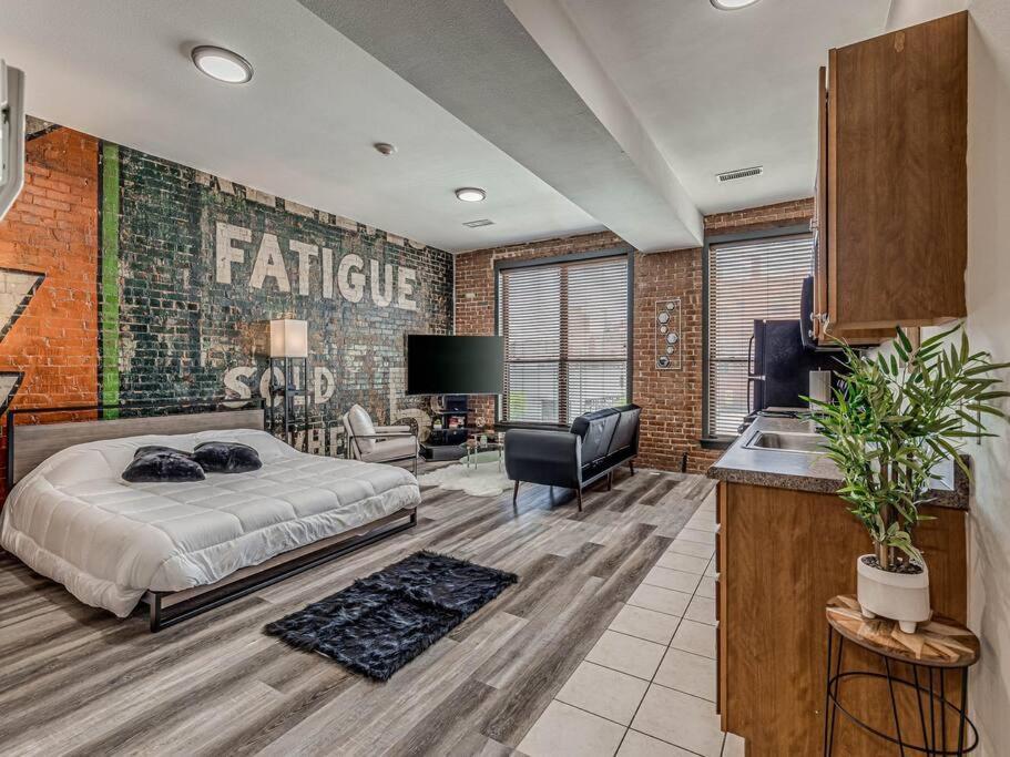 Deluxe Studio In Historic Downtown Building! Bartlesville Exterior photo